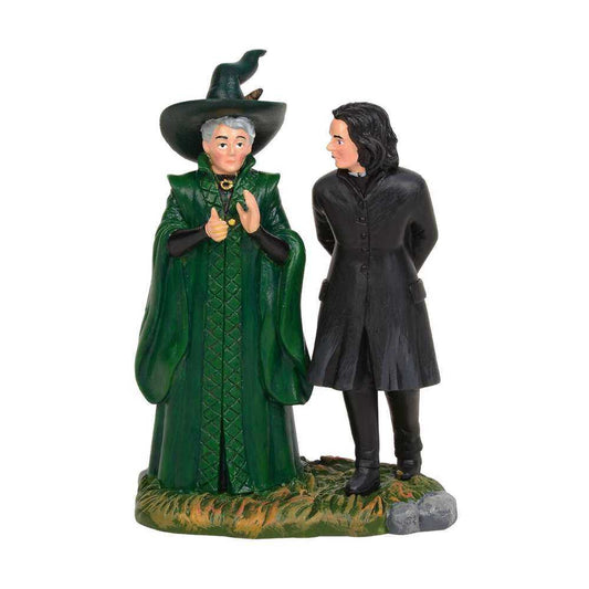 A fabolous decoration to buy in UK - Professor Snape and Professor Minerva McGonagal 6003331 Department56 Harry Potter Village
