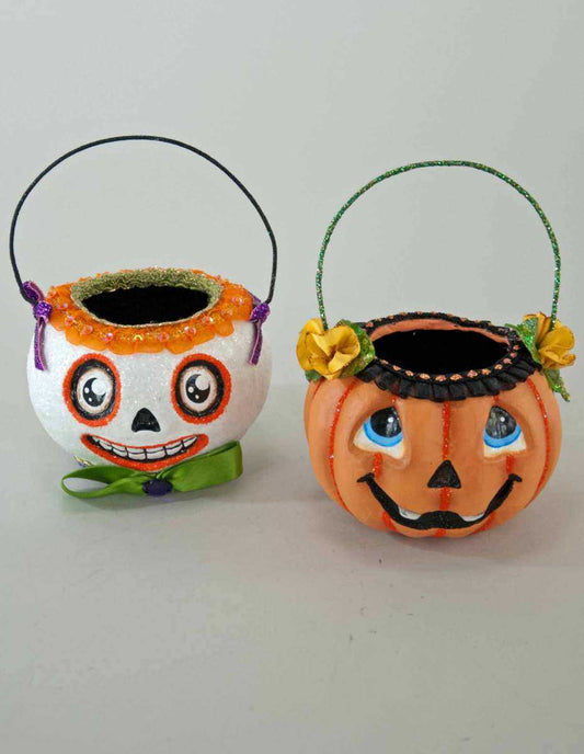 Shop now in UK Katherine's Collection 28-828387 Pumpkin Patch Mini Pumpkin Containers - Assortment of 2