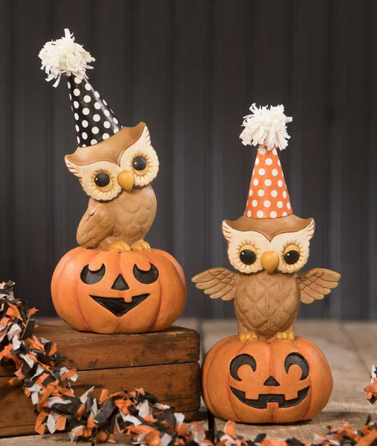 Shop now in UK Bethany Lowe TL9436 - Party Owl On Pumpkin 2A