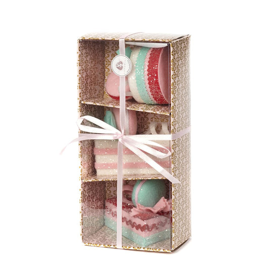 Shop now in UK Goodwill Belgium TR 23031 Cake Pie Ornament 3 Assorted
